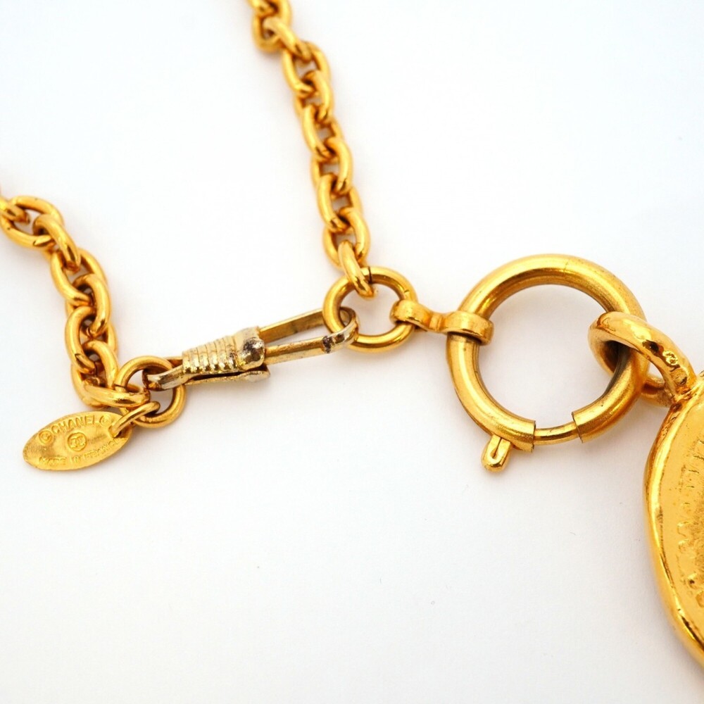 CHANEL Gold Necklace - Picture 4 of 8
